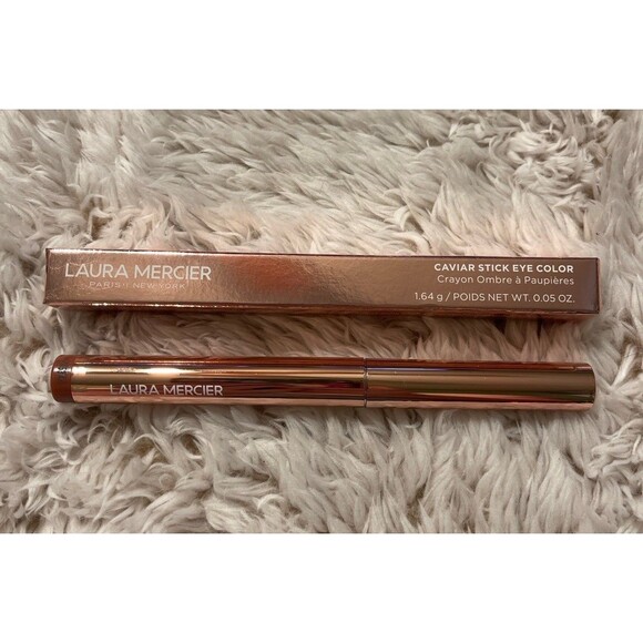 Laura Mercier Caviar Stick Eye Shadow - Roseglow Collection: Strike A Rose - Picture 1 of 11